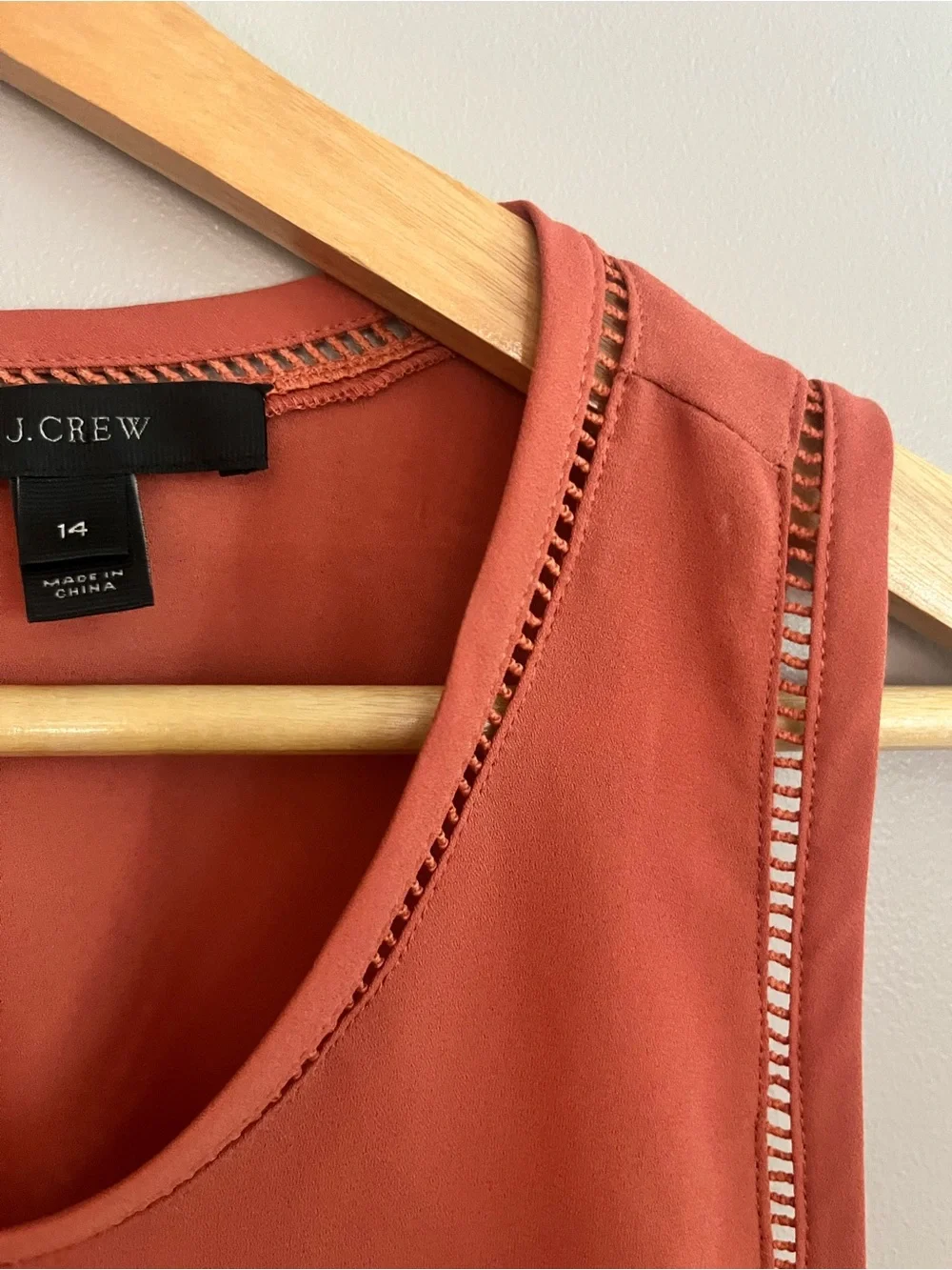 J. Crew Sleeveless Keyhole Tank in Terracotta ladder trim size 14